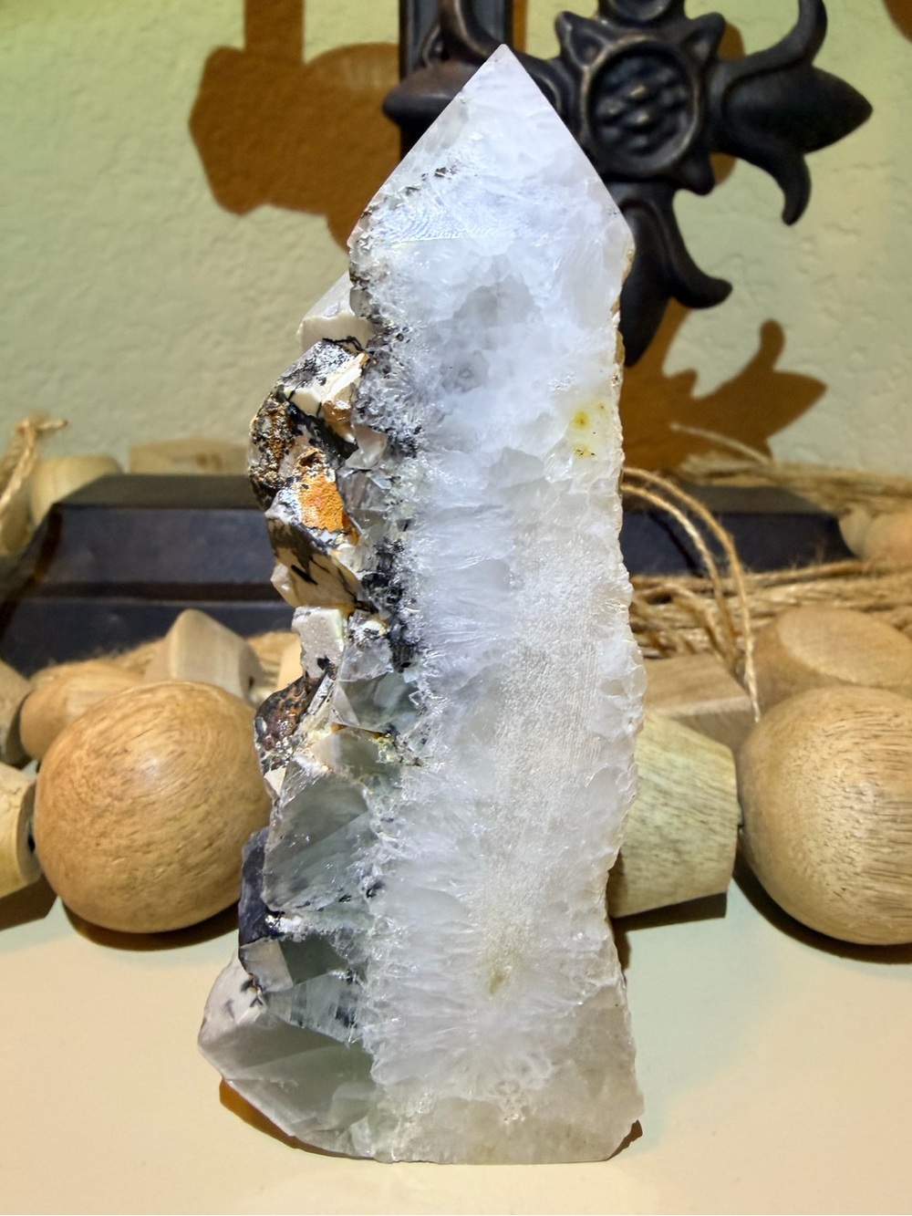 4.95 Inch Fluorite Tower - Picture 3 of 4